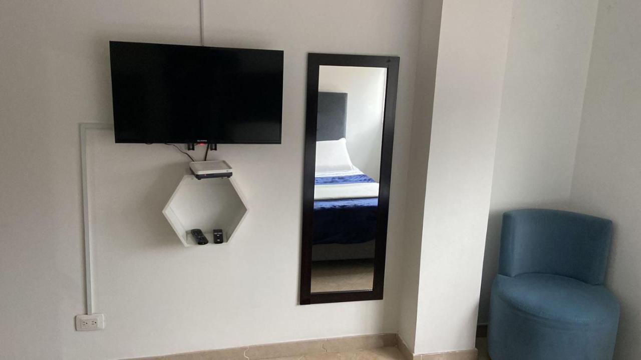 C Hotelera Rey.Es Богота Экстерьер фото